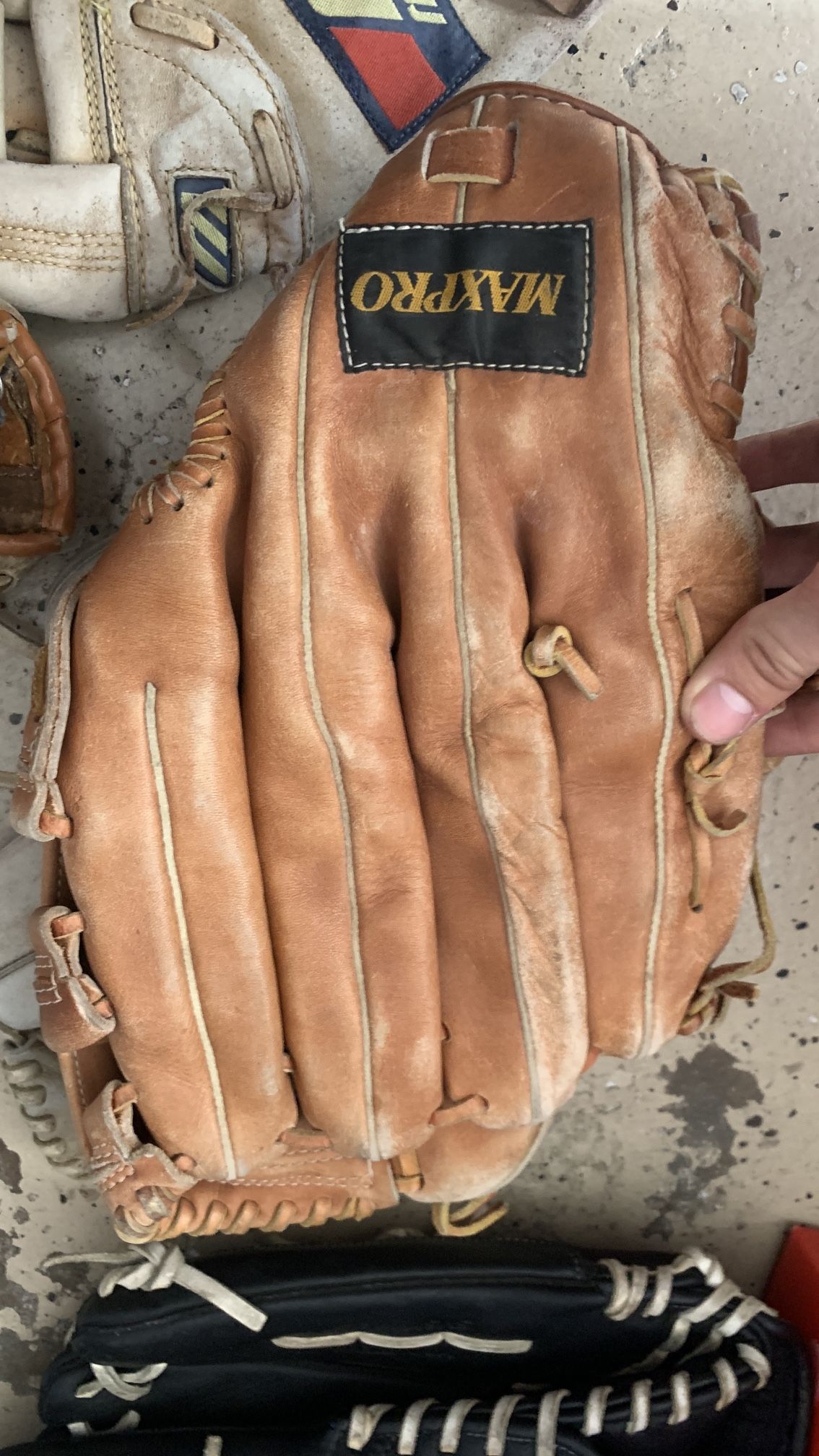 Baseball Glove 