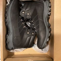 Timberland Shoes Size 9