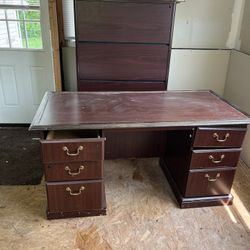 Desk And Case Free
