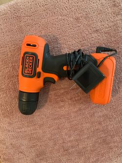 BLACK+DECKER 8V MAX Cordless Drill/Driver (model BDCD8C)