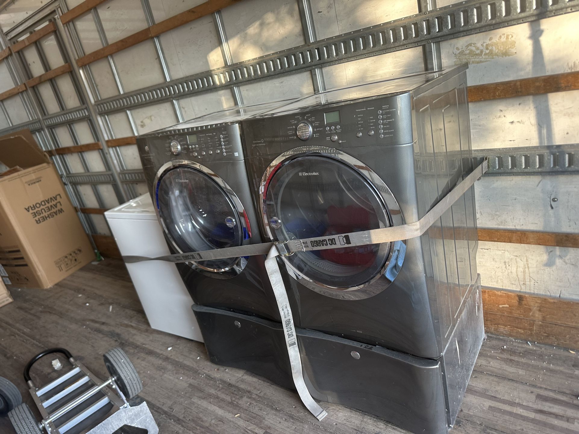 Working Washer And Dryer