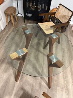 Round 36” Dinning Table