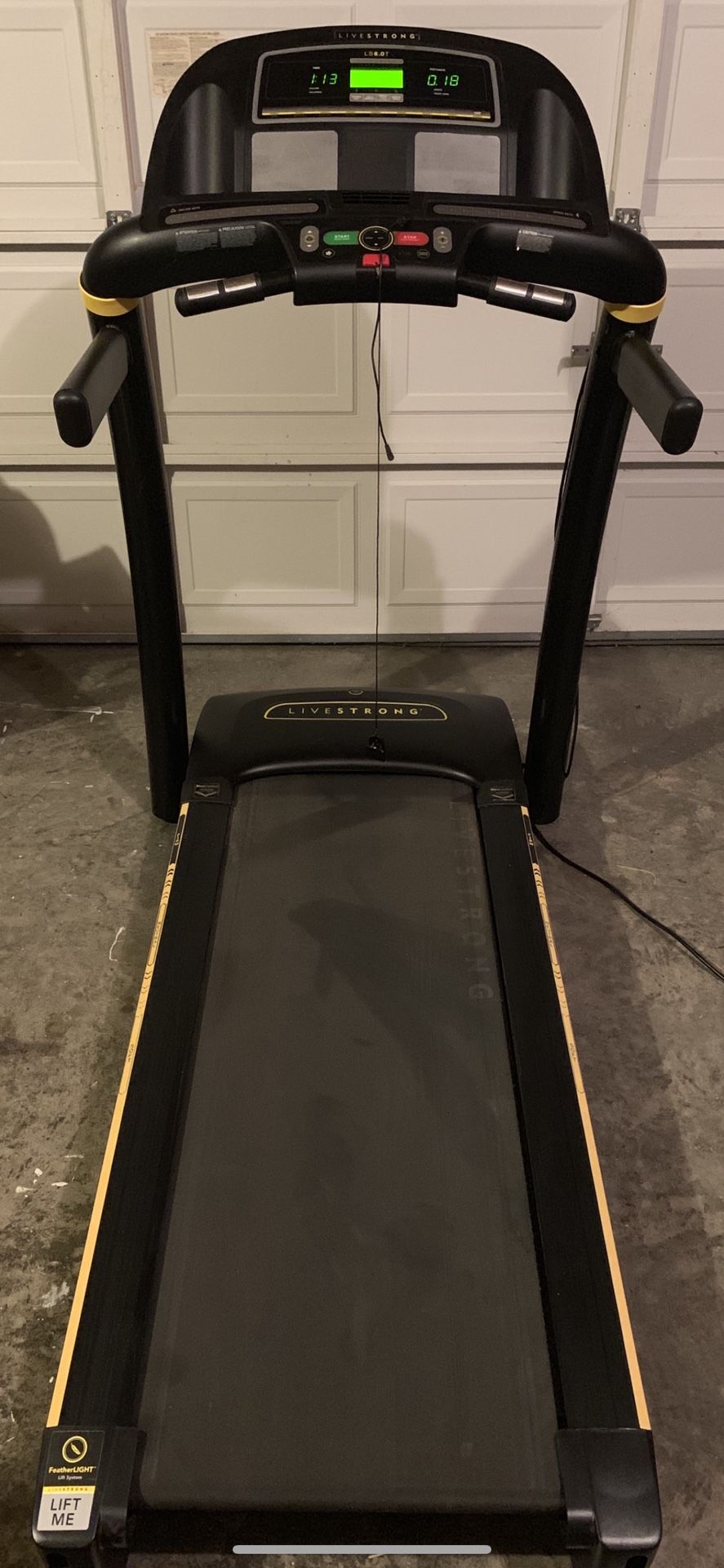 Livestrong Treadmill LS8.0T. Up to 12 mph & 12 incline for Sale in