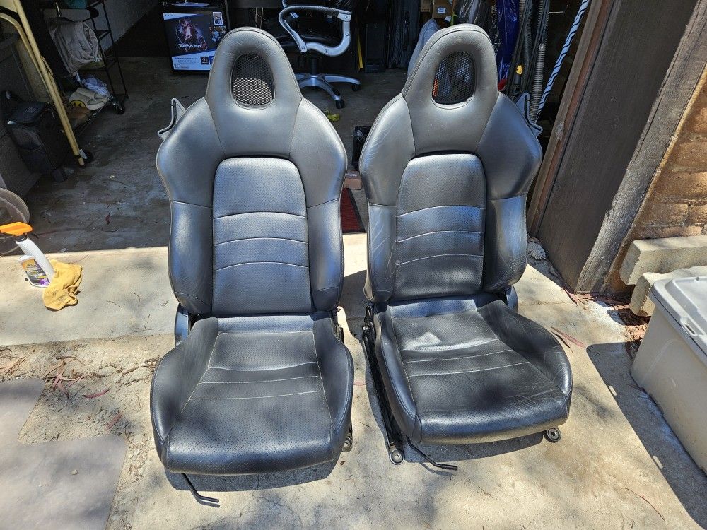 2005 Honda S2000 OEM Black Leather Seats
