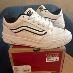 New Vans Hylane Size 4.5 Boys 6 Woman’s 