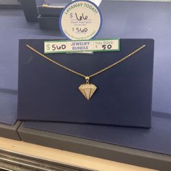 Rope Chain With Diamond Shape Pendant with Diamonds