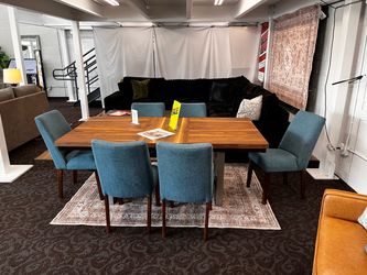 7pc Dining Set Last In Stock