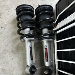 14-18 Silverado 3.5 In Lift Struts 2wd 