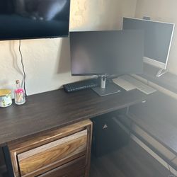 L-Shaped Desktop from Furniture Design Center