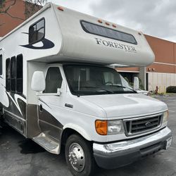 RV 2006 Forest River Forester E450