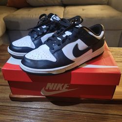 Nike Dunks Panda (9.5)