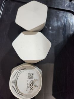 3 Cox Panoramic WiFi Mesh Extenders