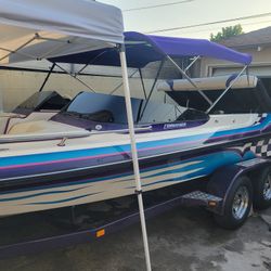 2002 Commander 21ft  Boat 