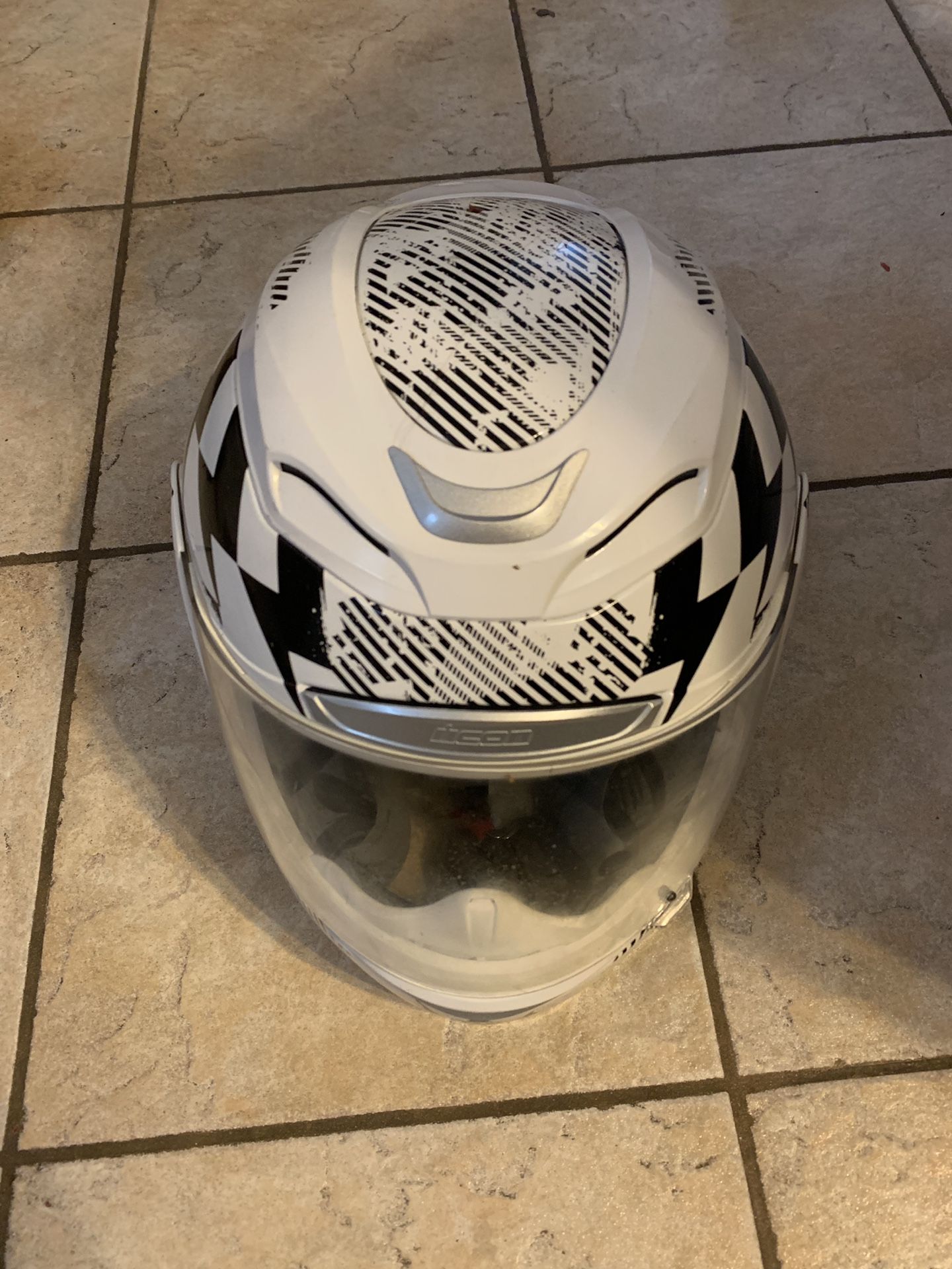 Icon Airmada E1 Motorcycle Helmet