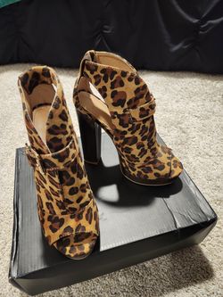 👠 Women’s Size 6 Heels – ONLY $1 EACH! 👠