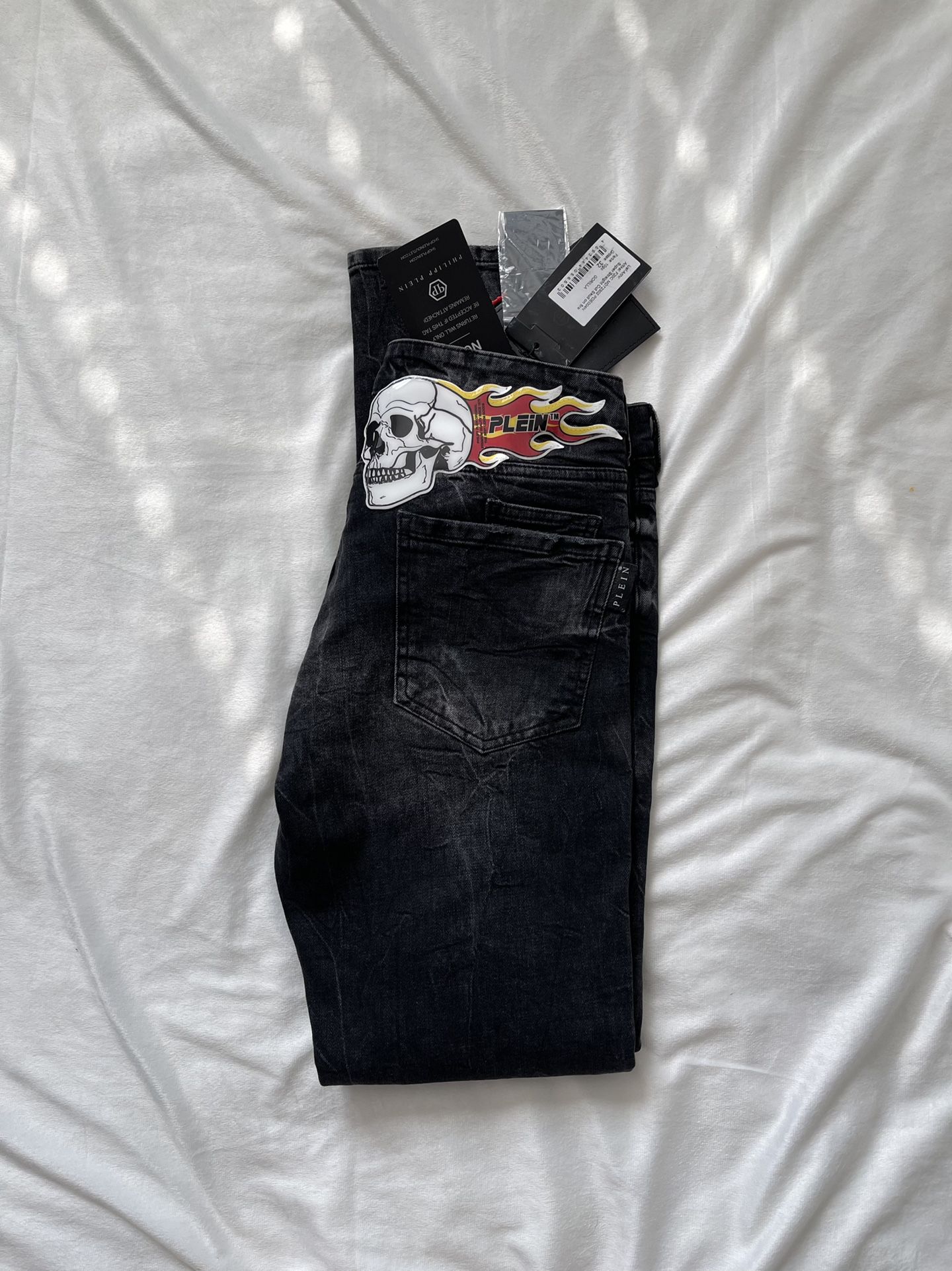 compressie Gepolijst Maladroit Philipp Plein Super Straight Cut Skull On Fire Jeans -100% Authentic -  Proof of Purchase - Brand New - Size - 32 for Sale in Chicago, IL - OfferUp