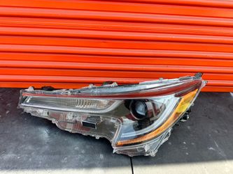 2020-2022 TOYOTA COROLLA LEFT  DRIVE LED HEADLIGHT  OEM
