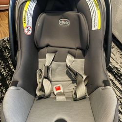 Chicco Infant Car Seat 