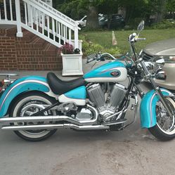 Victory V9 2c