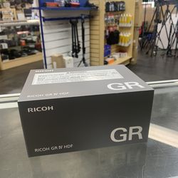 Ricoh GR IV HDF
