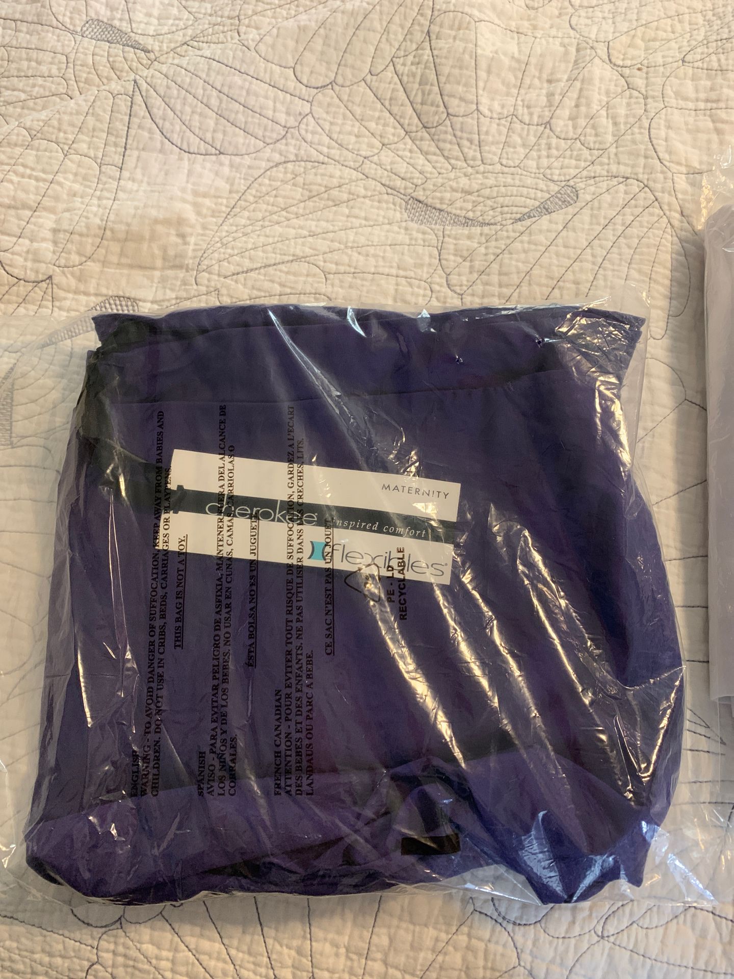 Grape Cherokee maternity scrub pants size small