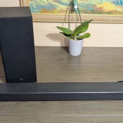 LG Soundbar 3.1 420w w/ DTS Virtual X (SL6Y)