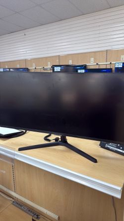 Samsung Ultra Widescreen Monitor