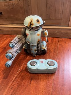 Transformers Sqweeks toy