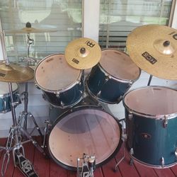 Drum Set