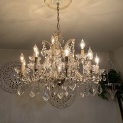 Chandelier 