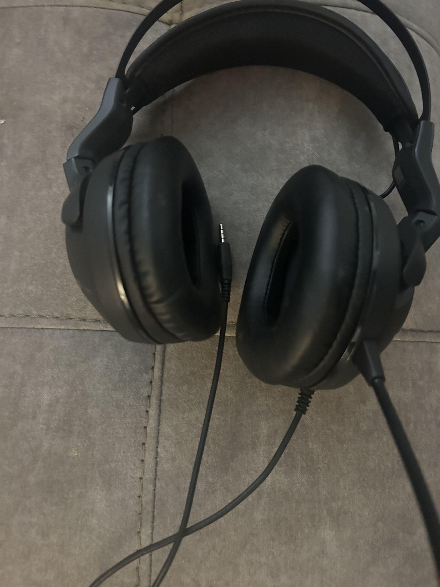 Roccat Wired Gaming Headset