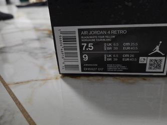 Jordan 4 retro thunder