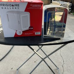 Frigidaire Gallery Mini Fridge 
