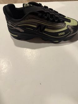 Size 12 - New Balance 1000 / Black Metallic Dry Lime