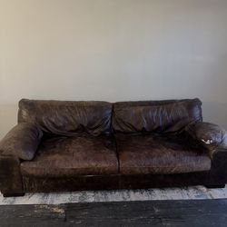 FREE COUCH 