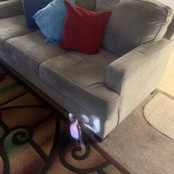 Sturdy Sofa OBO