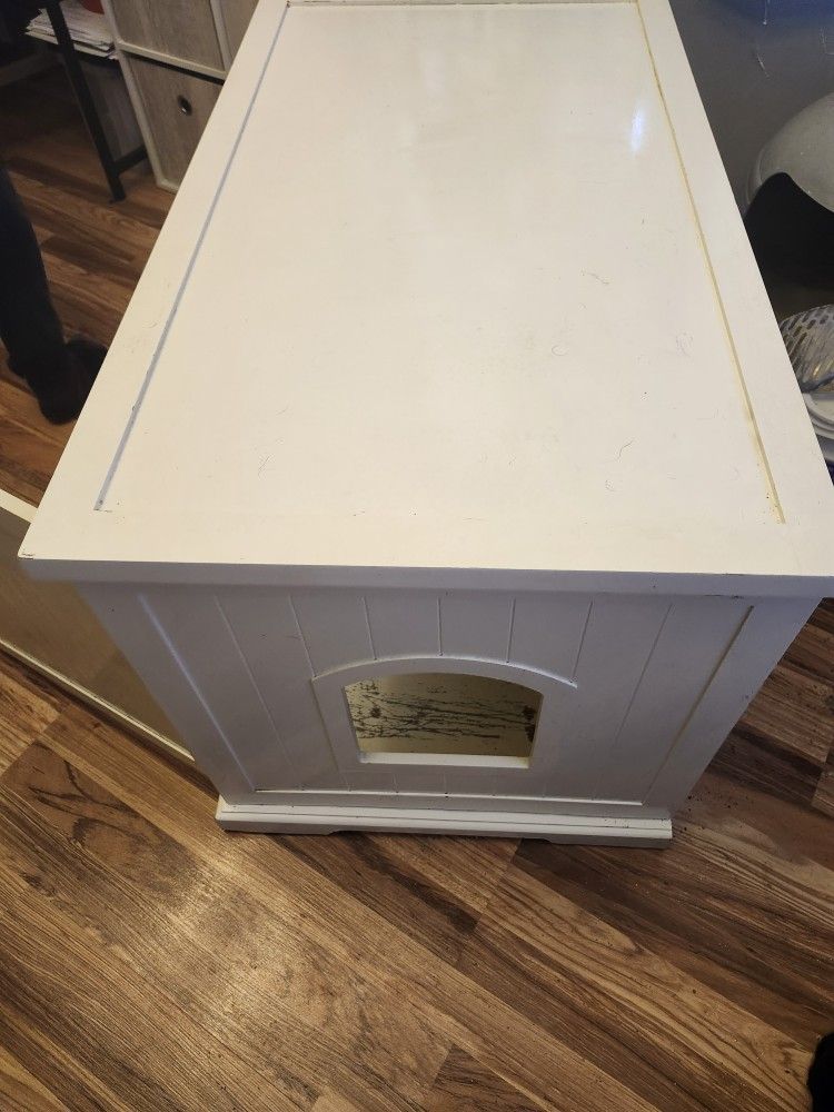 Wooden Kitty Litter Box Enclosure