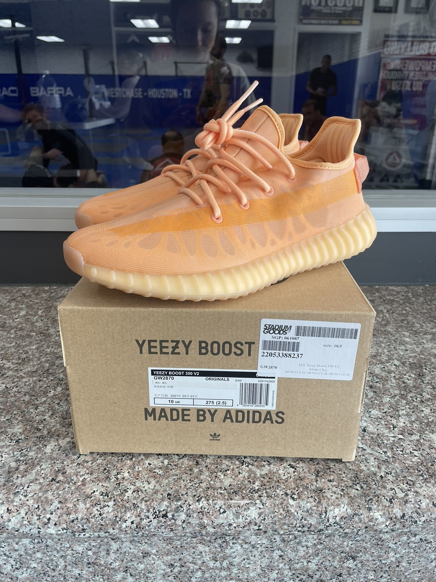 Yeezy 350 Clay V2 Orange Mens Brand New