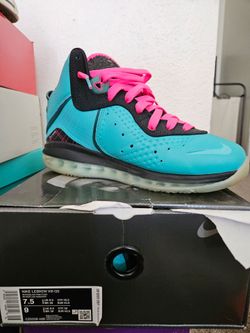 Nike LeBron VIII QS South Beach Sneakers Size 7.5