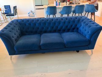 2 Blue Velvet Chesterfield 3-Seater Sofa