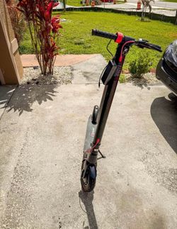 TurboAnt Electric Scooter – Runs Great, Just Needs New Tires