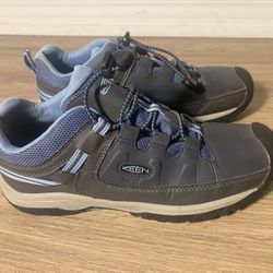 KEEN Womens Gray Hiking Shoes Size 6