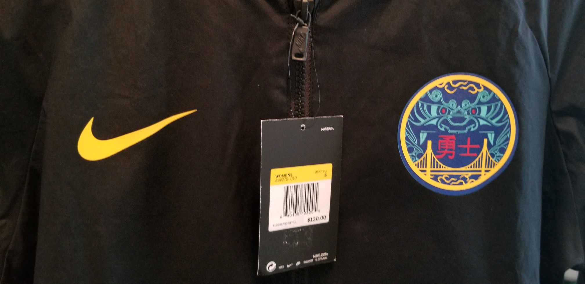 Golden State Warriors Nike Therma Flex Showtime Finals - Large for Sale in  Hayward, CA - OfferUp
