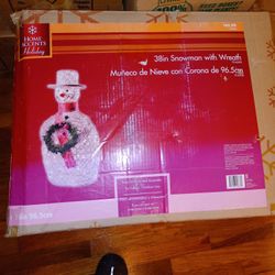 Outdoor Wicker Snowman