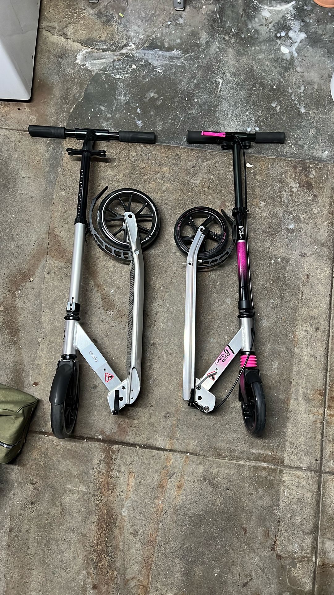 2 Scooters