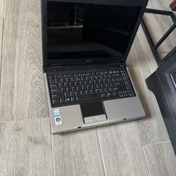 Acer Aspire 5570z Laptop For Parts 
