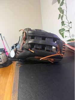 Easton Professional Series RHT 15” Glove