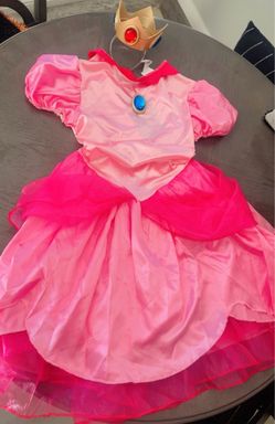 Princess, peach costume