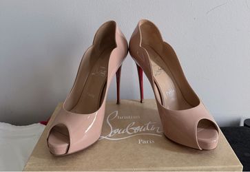 Selling Christian Louboutin- Hot Chick Alta Peep Toe Platform Pump