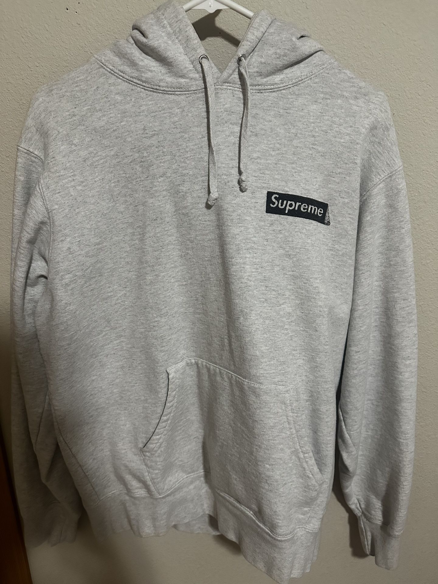 Supreme Hoodie
